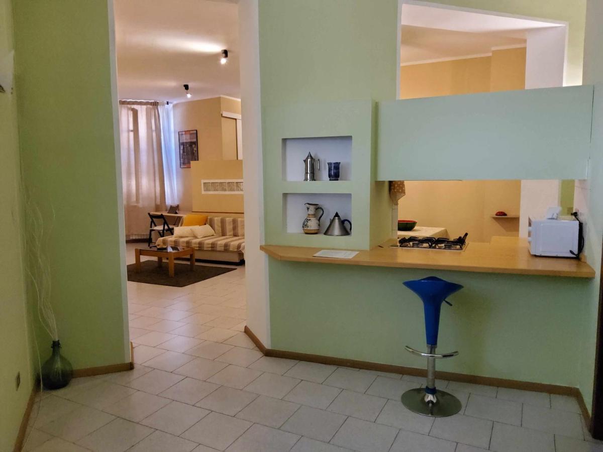 Antica Casa Oddone Appartement Asti Buitenkant foto