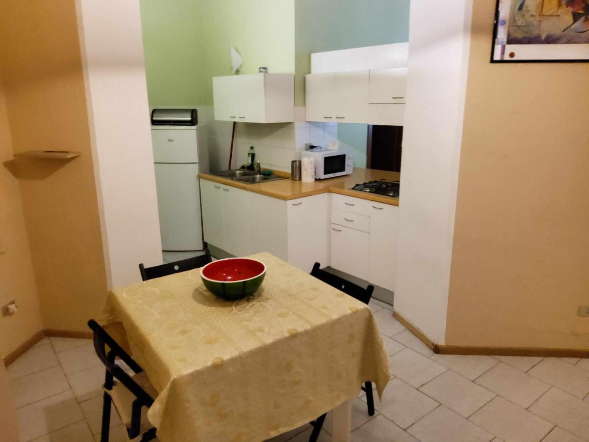 Antica Casa Oddone Appartement Asti Buitenkant foto